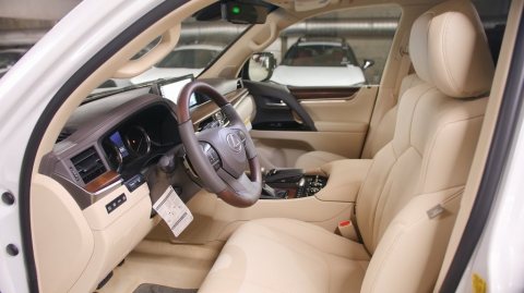 2020 model Lexus LX 570 4wd Suv Luxury Full option Petrol v8 2