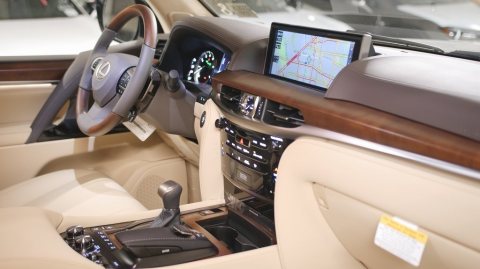 2020 model Lexus LX 570 4wd Suv Luxury Full option Petrol v8 4