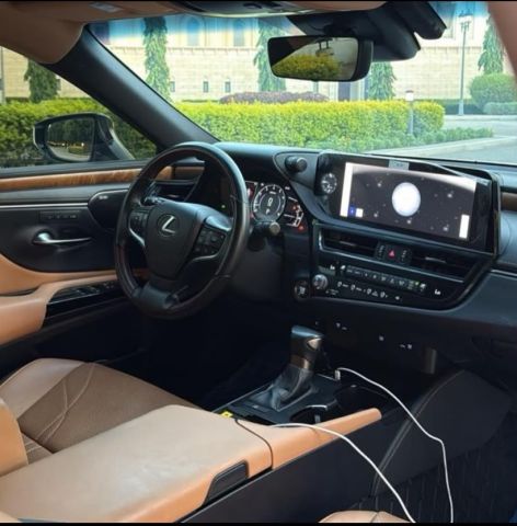 2023 Lexus ES 350 3